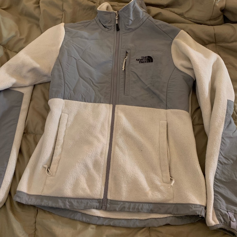 Women’s North Face zip up white fleece small